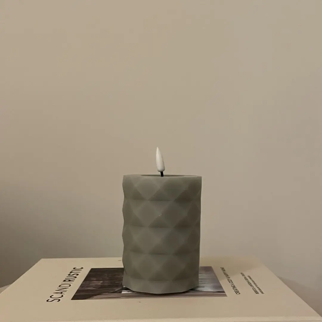 Deluxe Homeart LED Square Sand