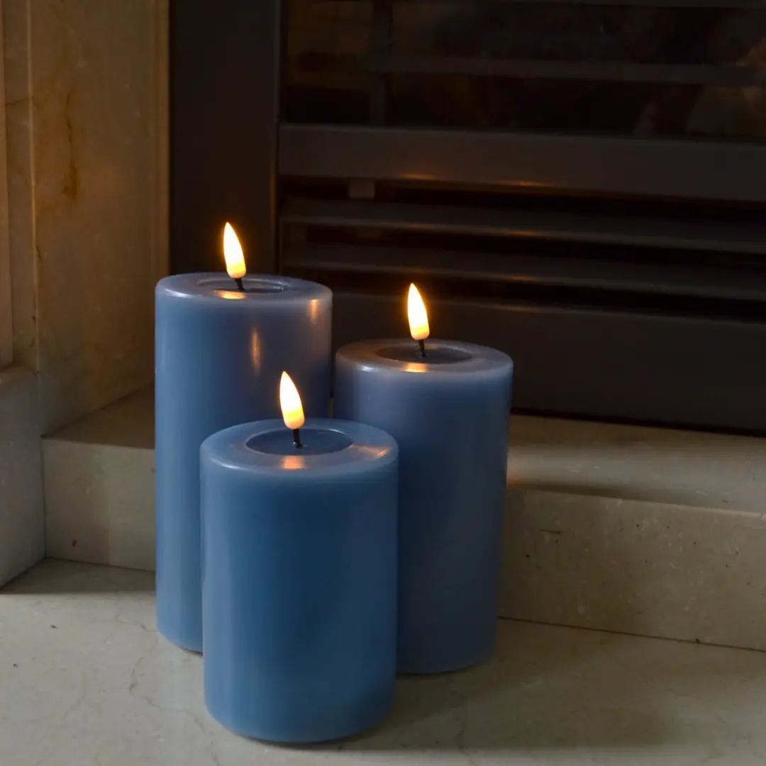 Deluxe Homeart Indoor LED kaars Ice Blue Set van 3 (7,5x10cm, 7,5x12,5cm, 7,5x15