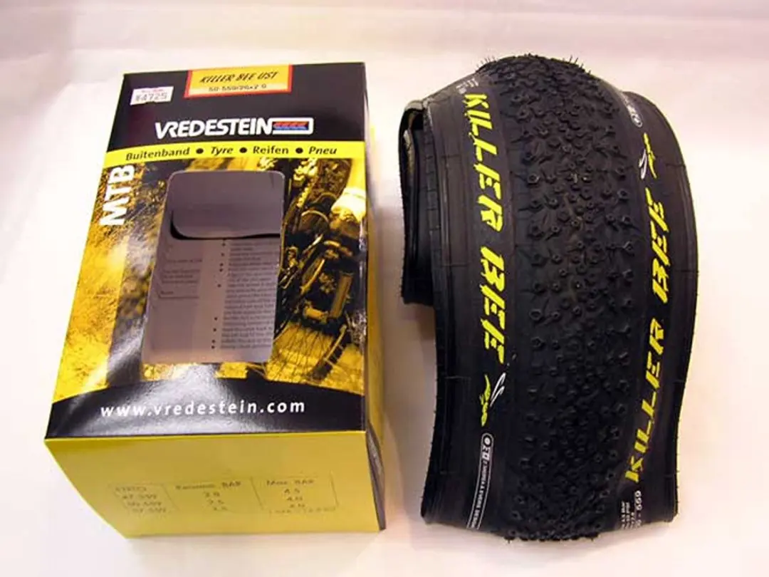 VREDESTEIN KILLER BEE UST 26x2.4 TUBELESS (26115)
