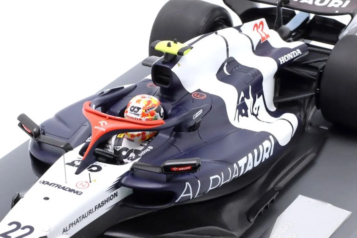 Formule 1 Scuderia Alphatauri AT04 #22 Tsunoda - 1:18 - Minichamps