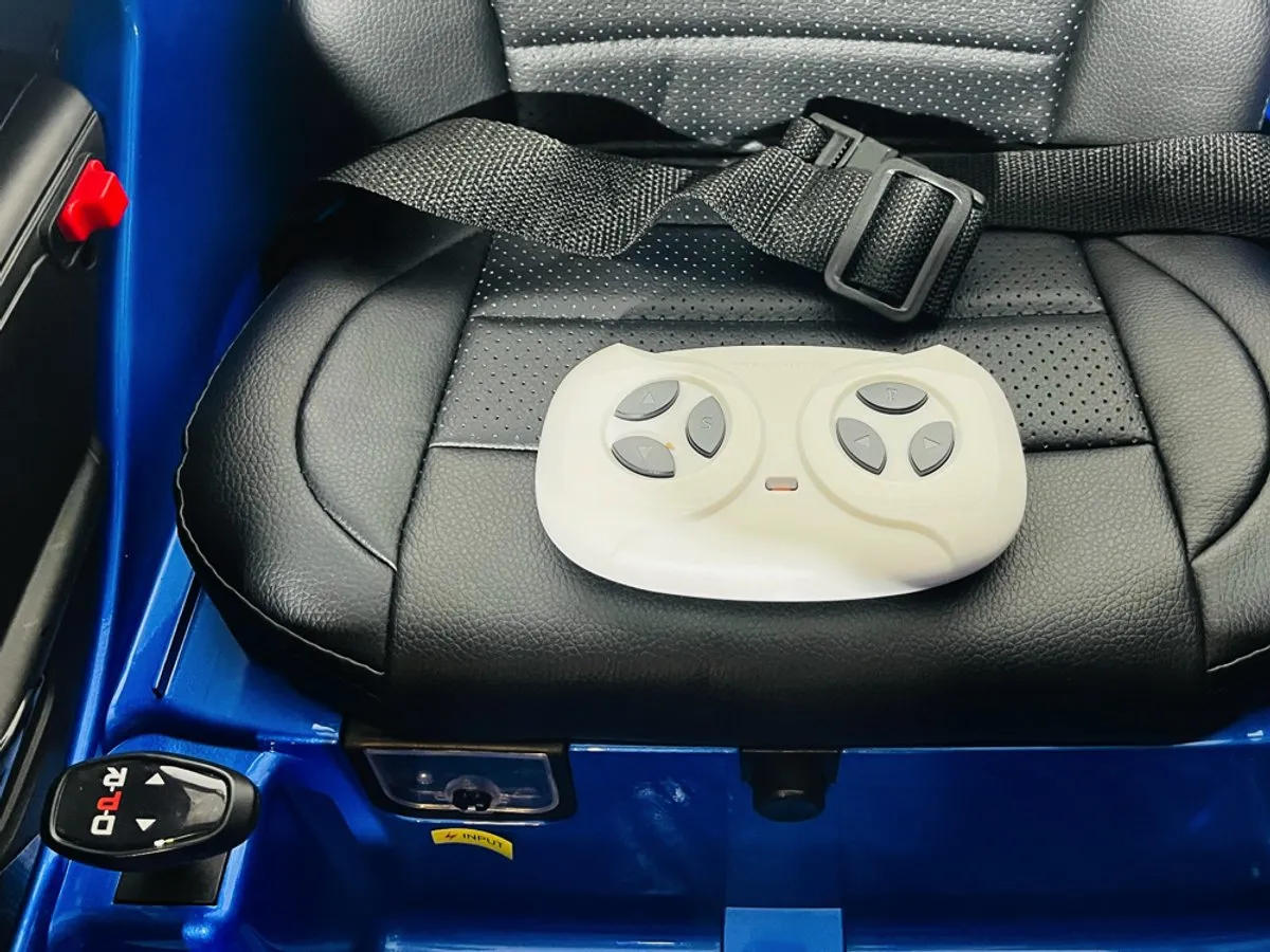 Mercedes CLA 45 AMG Kinderauto 12V Blauw - Elektrisch met afstandsbediening - afbeelding 6 van 6