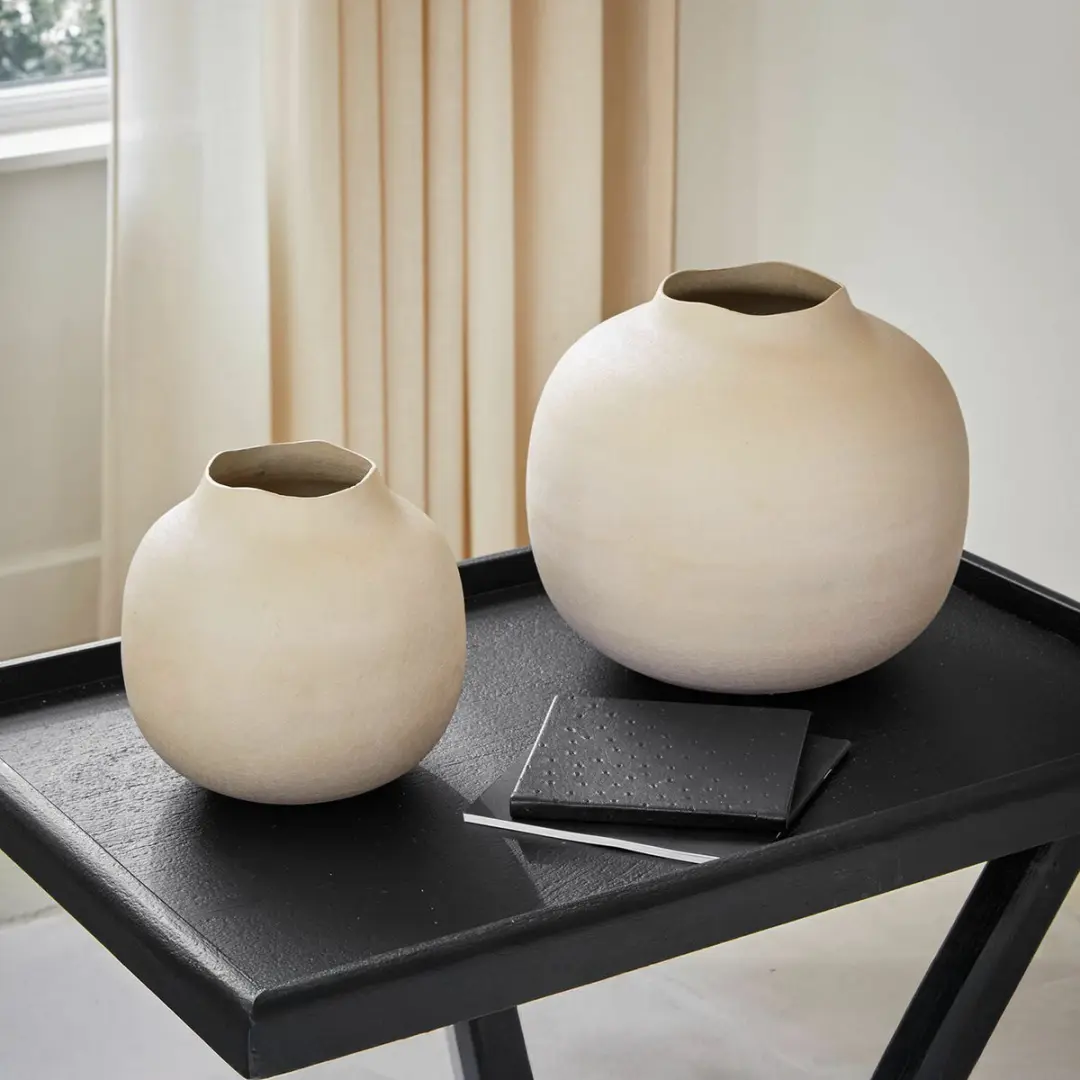 Loberon Fleurons Vaas - 2 Stuks Beige - afbeelding 5 van 6
