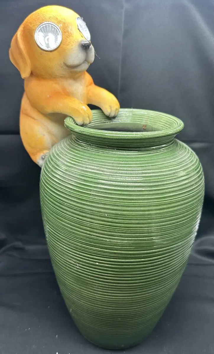 Polyresin solarlamp pothanger "hond"