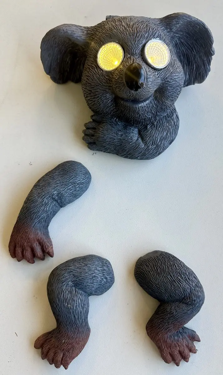 Polyresin wand solarlamp "Koala"