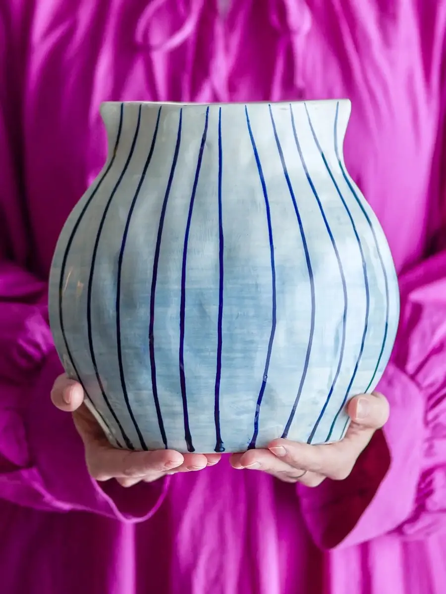 Bloomingville Esra Vaas Aardewerk - Blauw - afbeelding 2 van 5