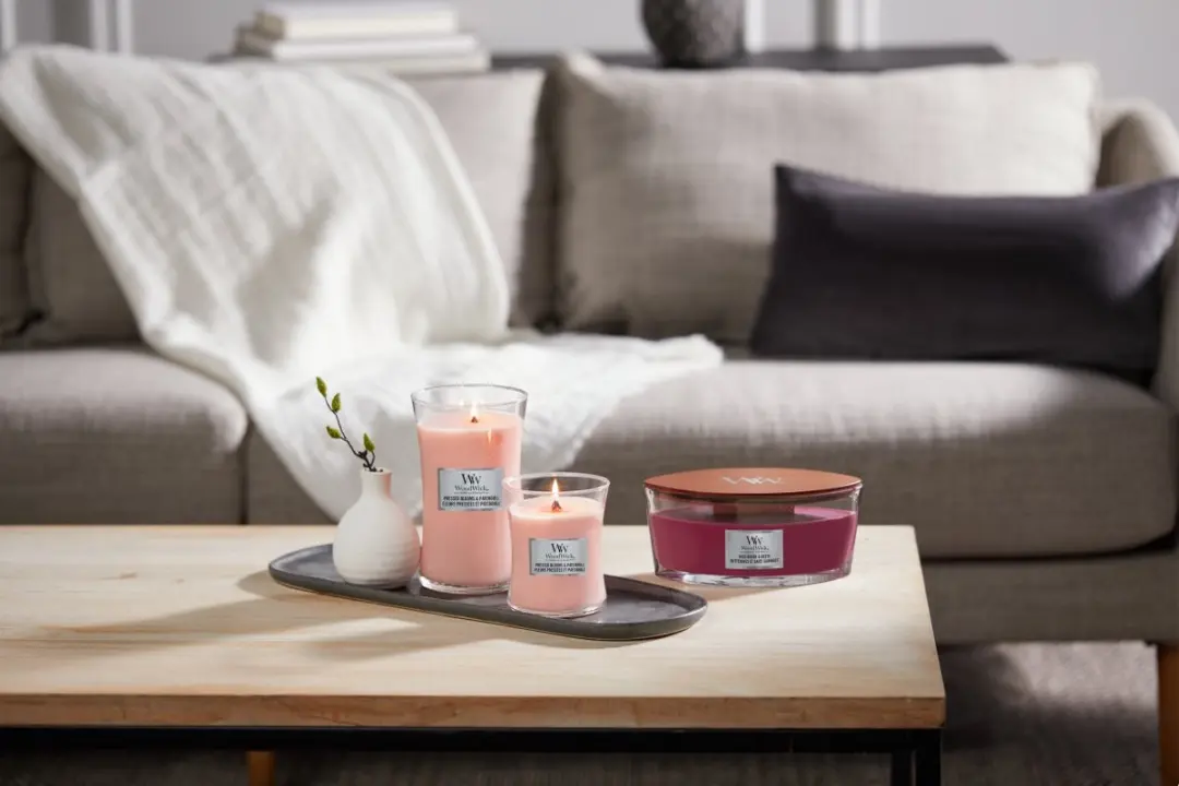 WoodWick Heartwick Flame Ellipse Geurkaars Wild Berry & Beets - 50 uur - afbeelding 3 van 5