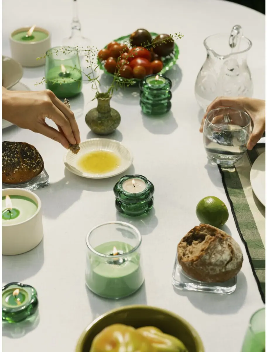 Spaas LushGlow Geurkaars - 38 uur - Levendig Groen - afbeelding 3 van 5