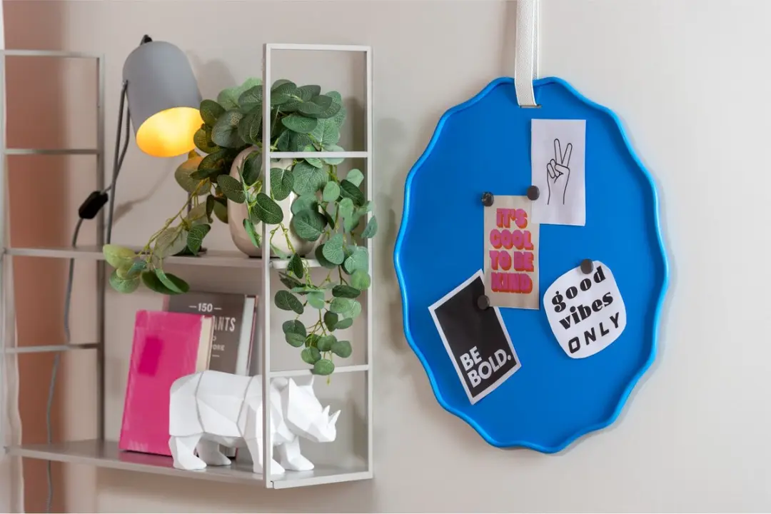 Present Time Funky Wave Prikbord - Ø51cm - Blauw - afbeelding 2 van 2