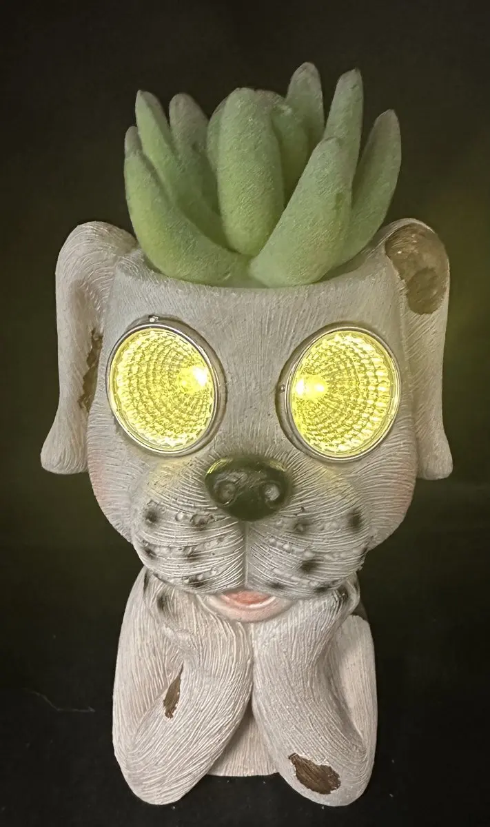 Decoratieve solarlamp "hond met kunststof plant"