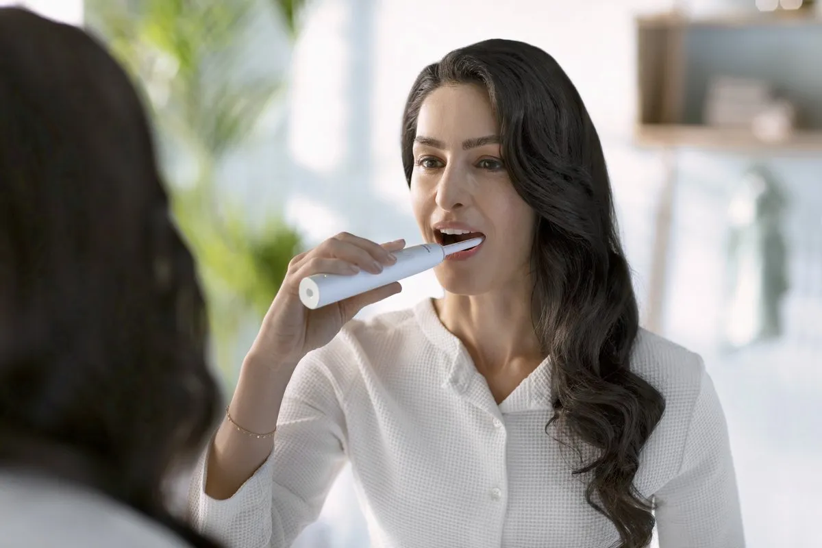 Philips Sonicare Series 3100 HX3673/13 Elektrische Tandenborstel - Wit - afbeelding 6 van 6