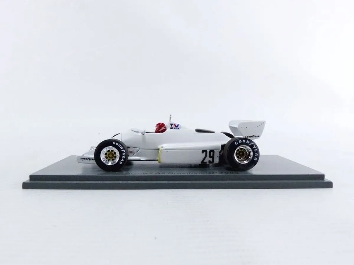Formule 1 Arrows A6 #29 Braziliaans GP 1983 - 1:43 - Spark - Multicolor