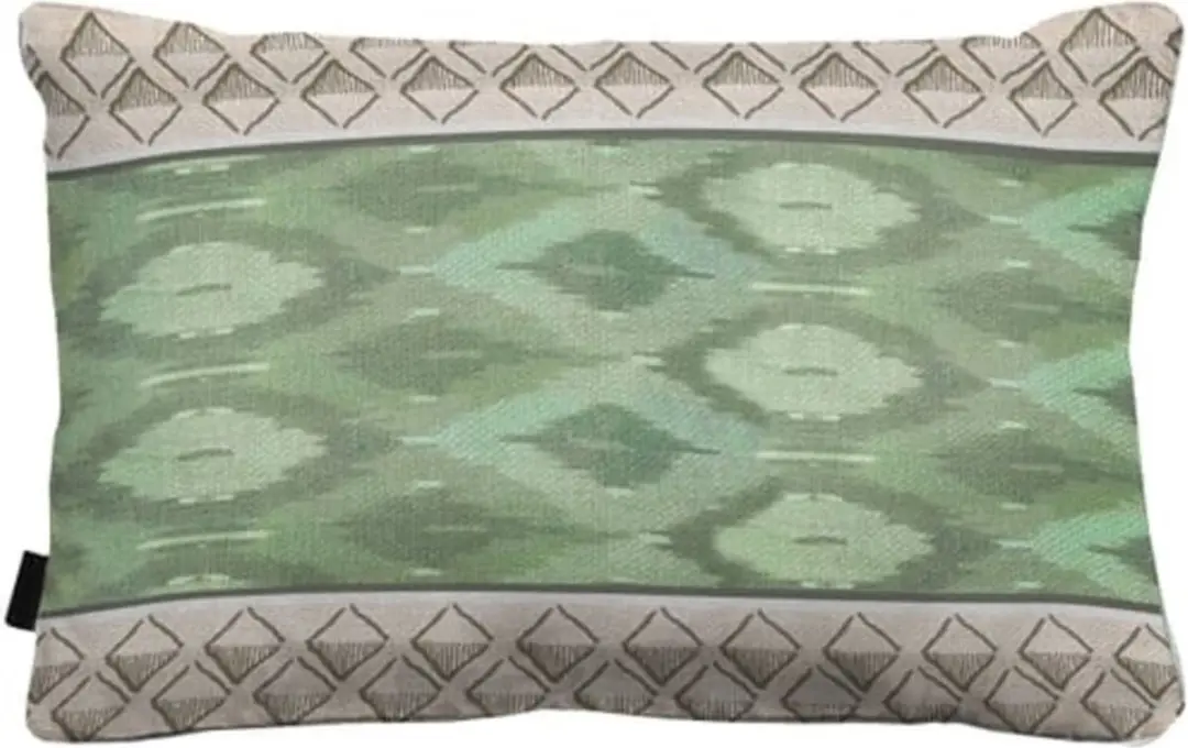 Madison sierkussen 50x30 cm Ikatin green