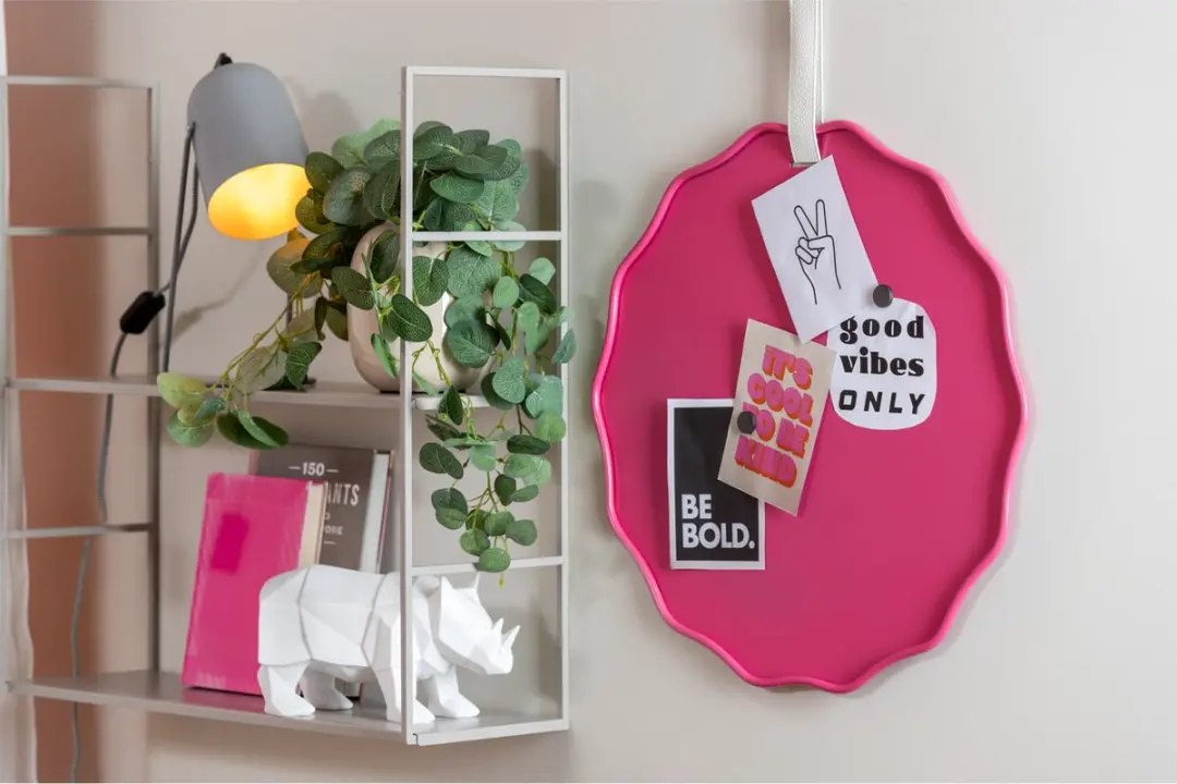 Present Time Funky Wave Prikbord - Roze Ø51cm - afbeelding 2 van 2