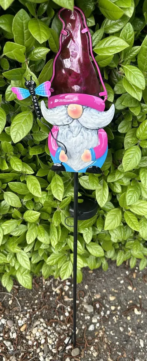 Metaal + glazen solarlamp op tuinsteker "Kabouter met libelle"