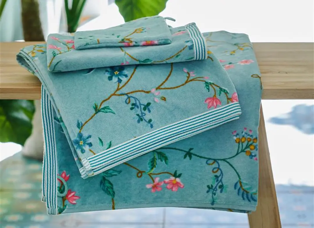 Pip Studio Les Fleurs Handdoek 55x100cm