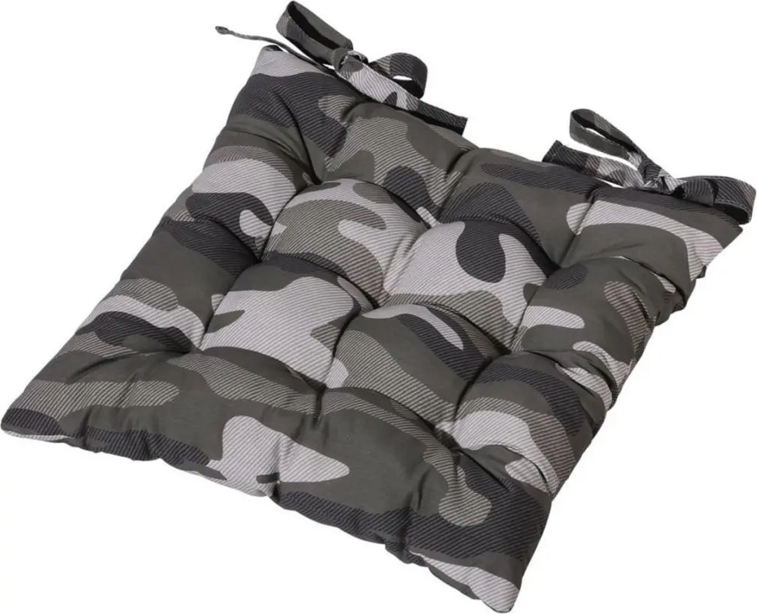 Madison Zitkussen Camouflage 46x46 cm TOSCF368
