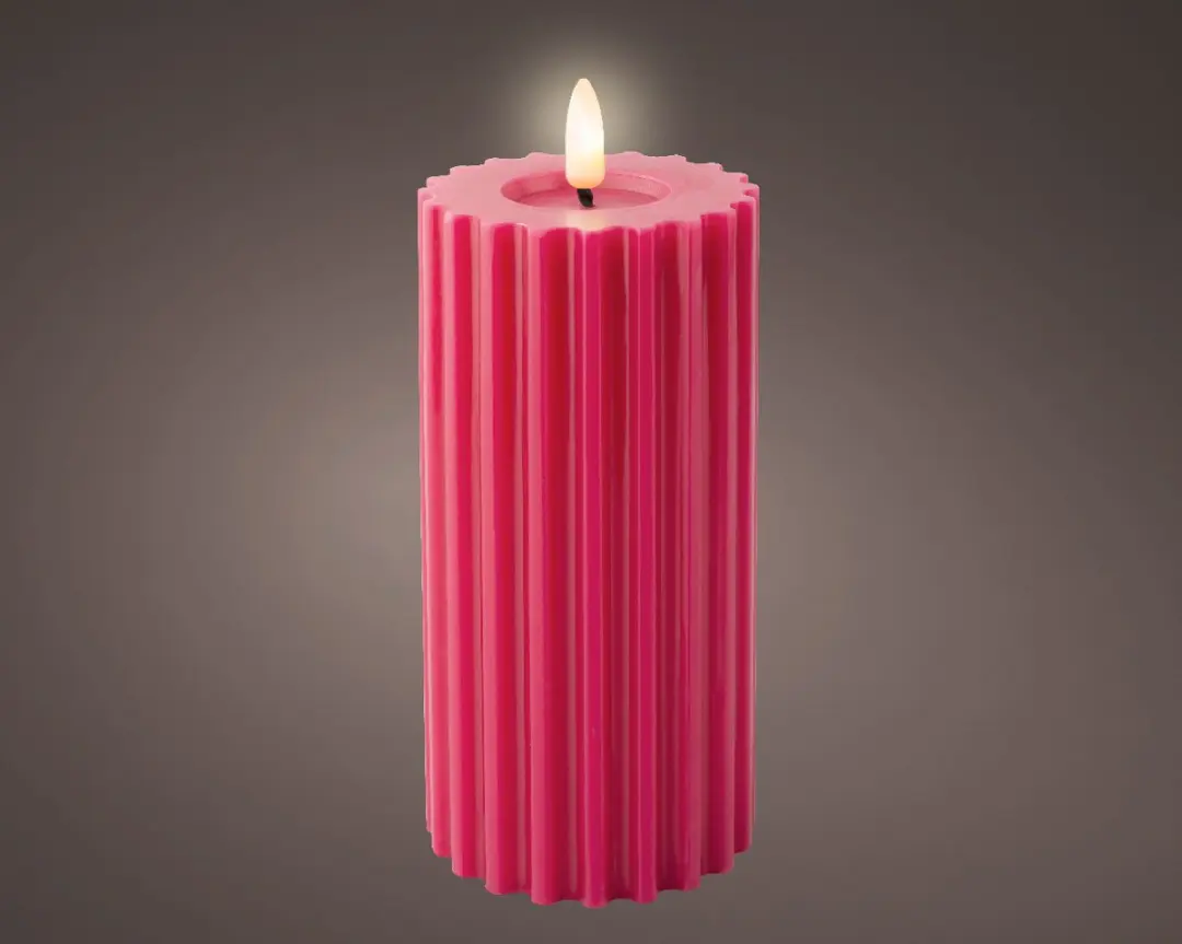 LED ribbel kaars donker roze met vlam-effect