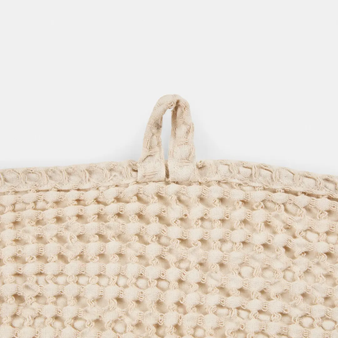 Loberon Maralei Handdoek - Beige - afbeelding 2 van 4