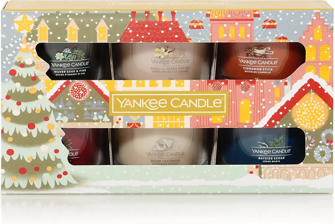 Yankee Candle Passport to the Holidays Votive Giftset