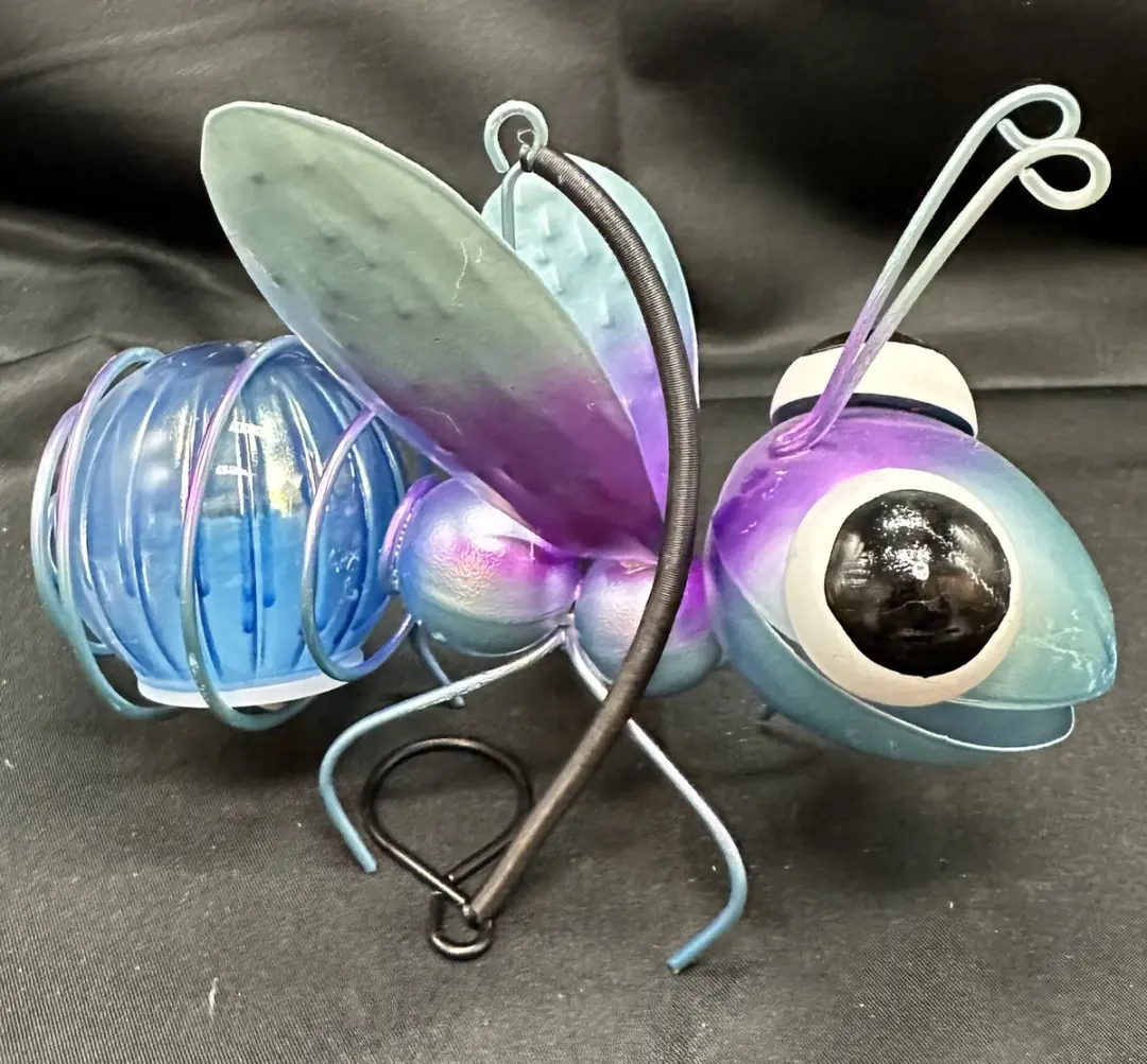 Metaal hangende solarlamp "blauwe vlinder"