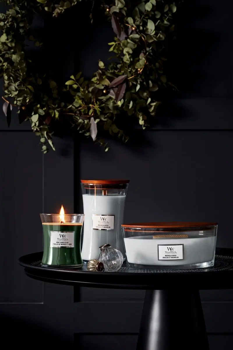 WoodWick Hourglass Geurkaars Mint Leaves & Oak - 60 Branduren - afbeelding 2 van 5
