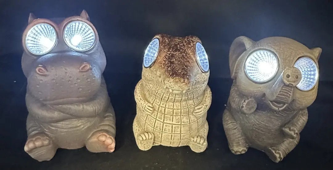 Polyresin solarlampen "Nijlpaard/Krokodil en olifant"