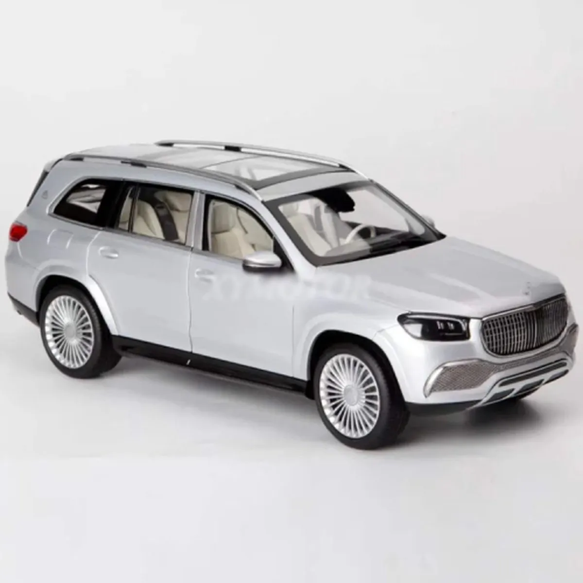 Mercedes-Maybach GLS 600 1:18 Schaalmodel - Zilver