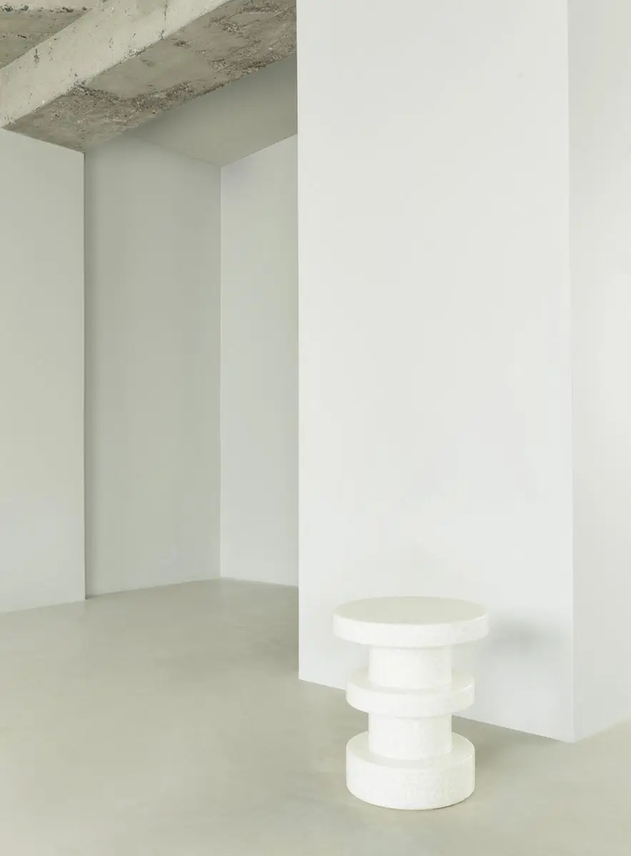 Normann Copenhagen Bit Stool Bijzettafel - Ø36cm - Marmer/Zwart - afbeelding 4 van 6
