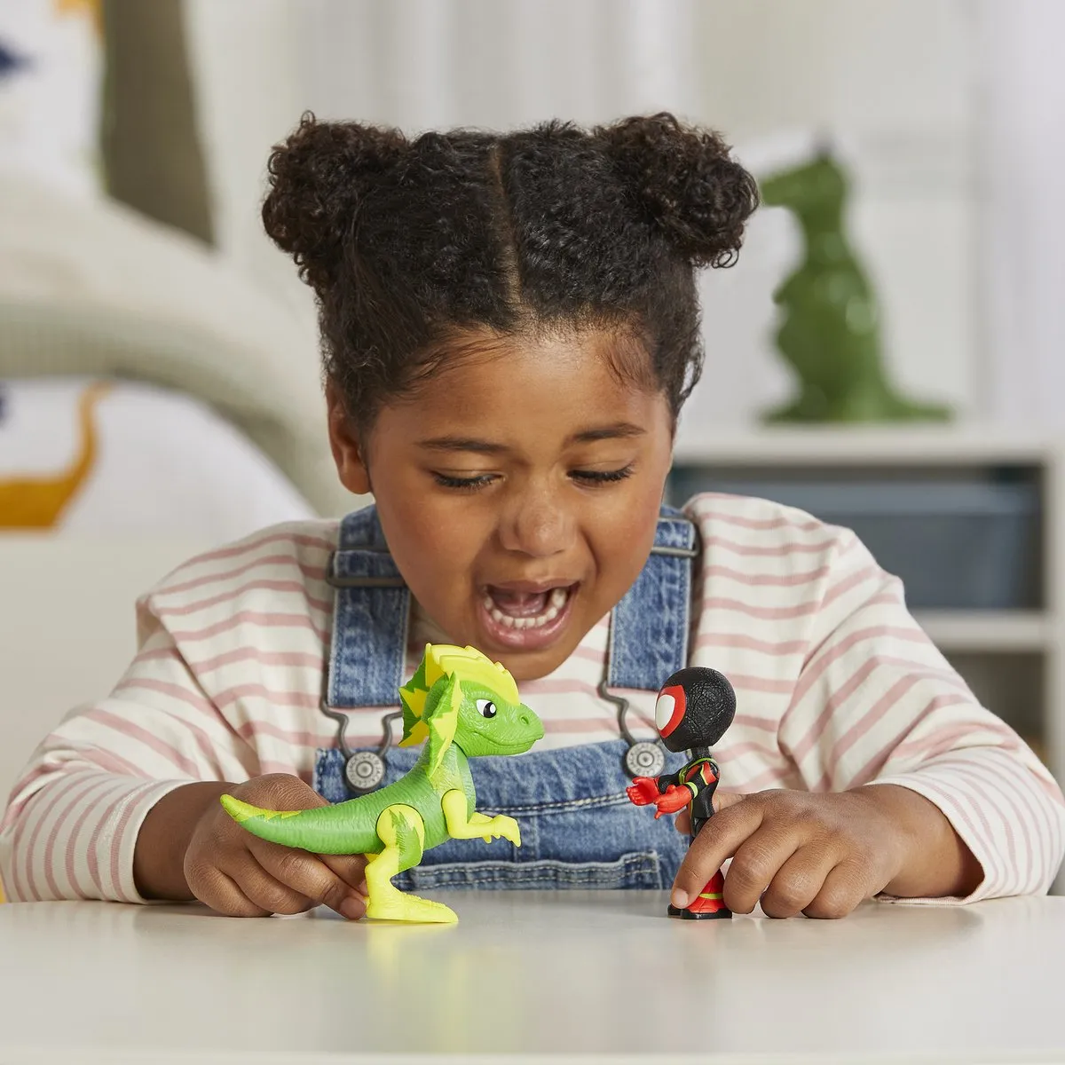 Spider-Man Spidey and His Amazing Friends Dino-Webs Miles Morales - Actiefiguur 10cm - Multicolor