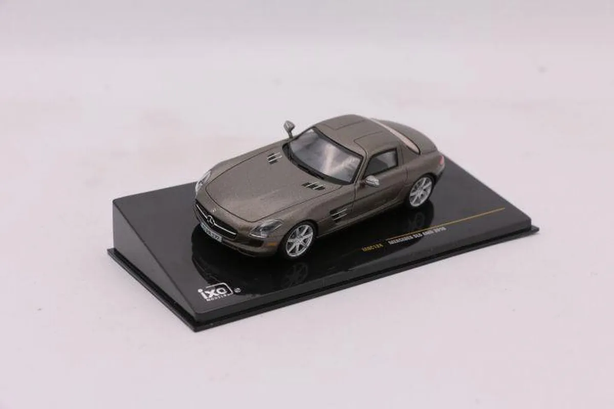 Mercedes-Benz SLS AMG 1:43 Modelauto