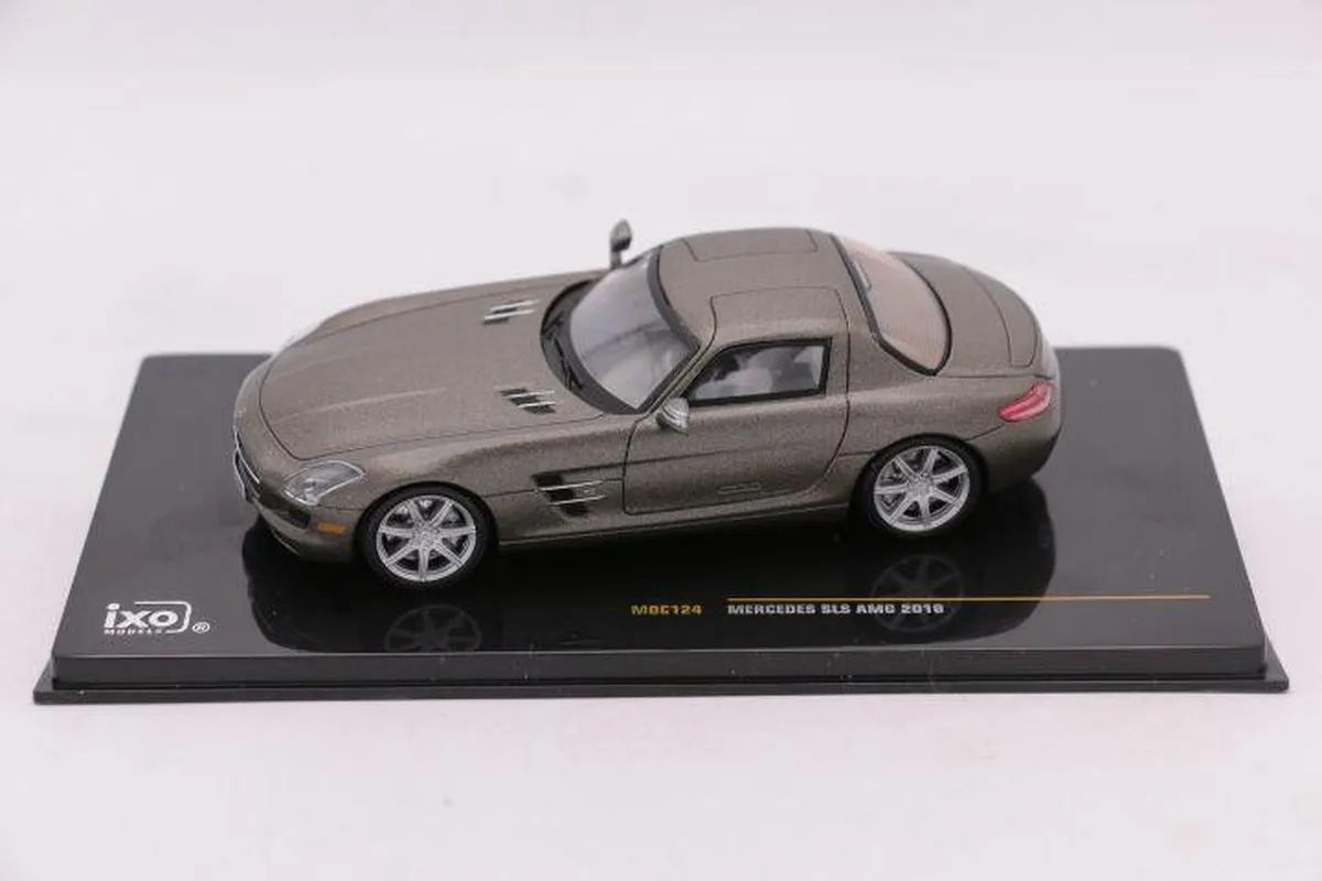 Mercedes-Benz SLS AMG 1:43 Modelauto - IXO MOC124
