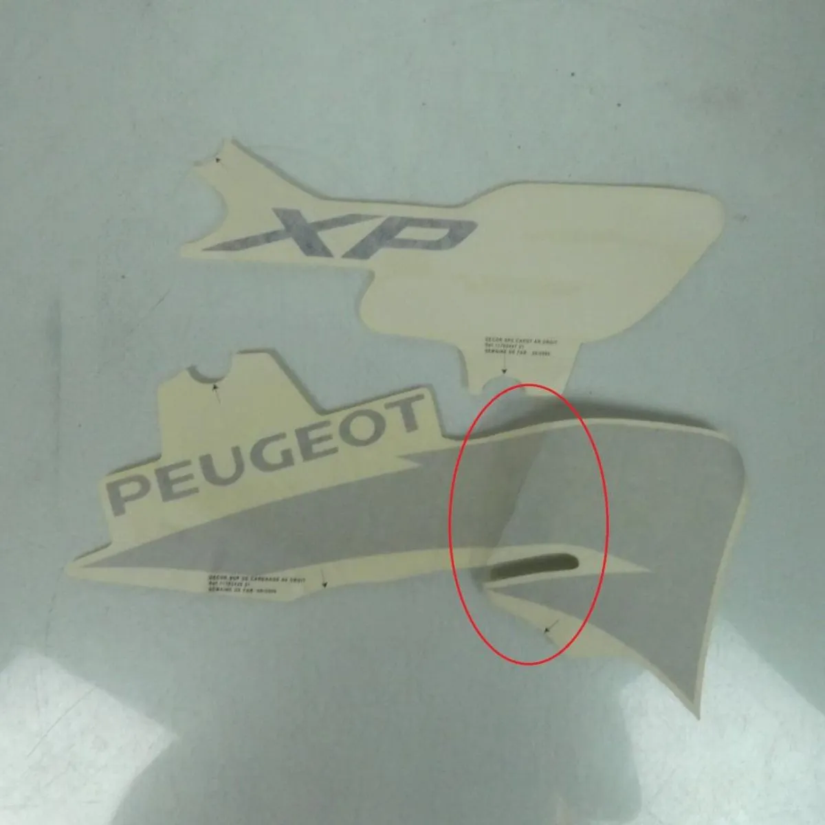 Peugeot 50 XPS SM Decorzijde Rechts - Rood/Grijs