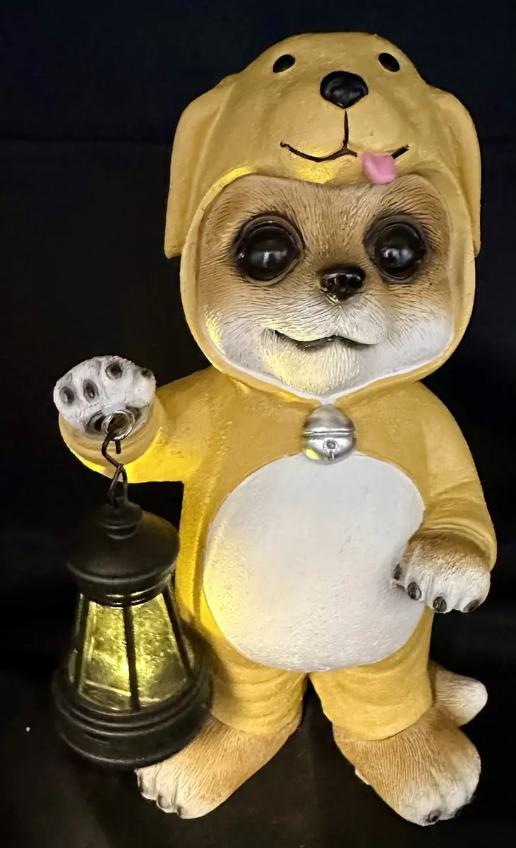 Decoratieve solarlamp "stokstaartje in onesie"