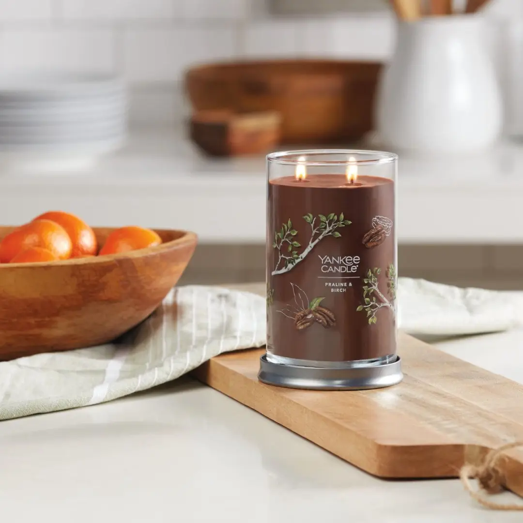 Yankee Candle Praline & Birch Geurkaars - Signature Large Tumbler - afbeelding 3 van 6