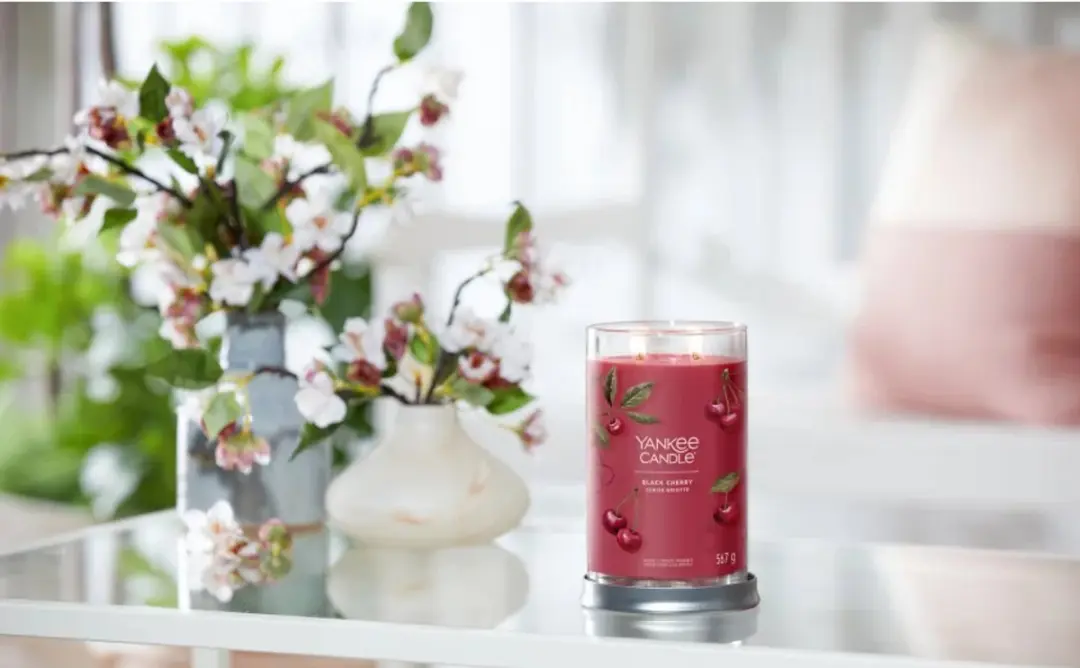 Yankee Candle Black Cherry Signature Large Tumbler Geurkaars