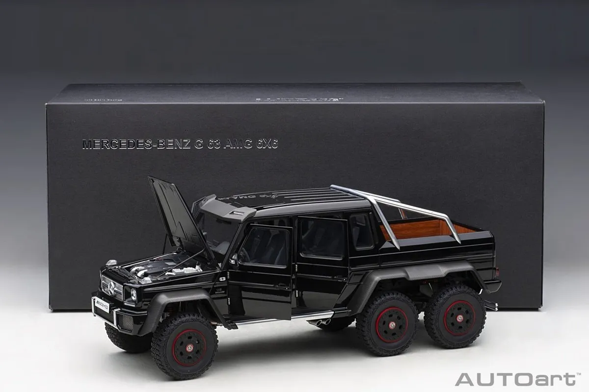 Mercedes-Benz G63 AMG 6x6 1:18 Modelauto - Grijs