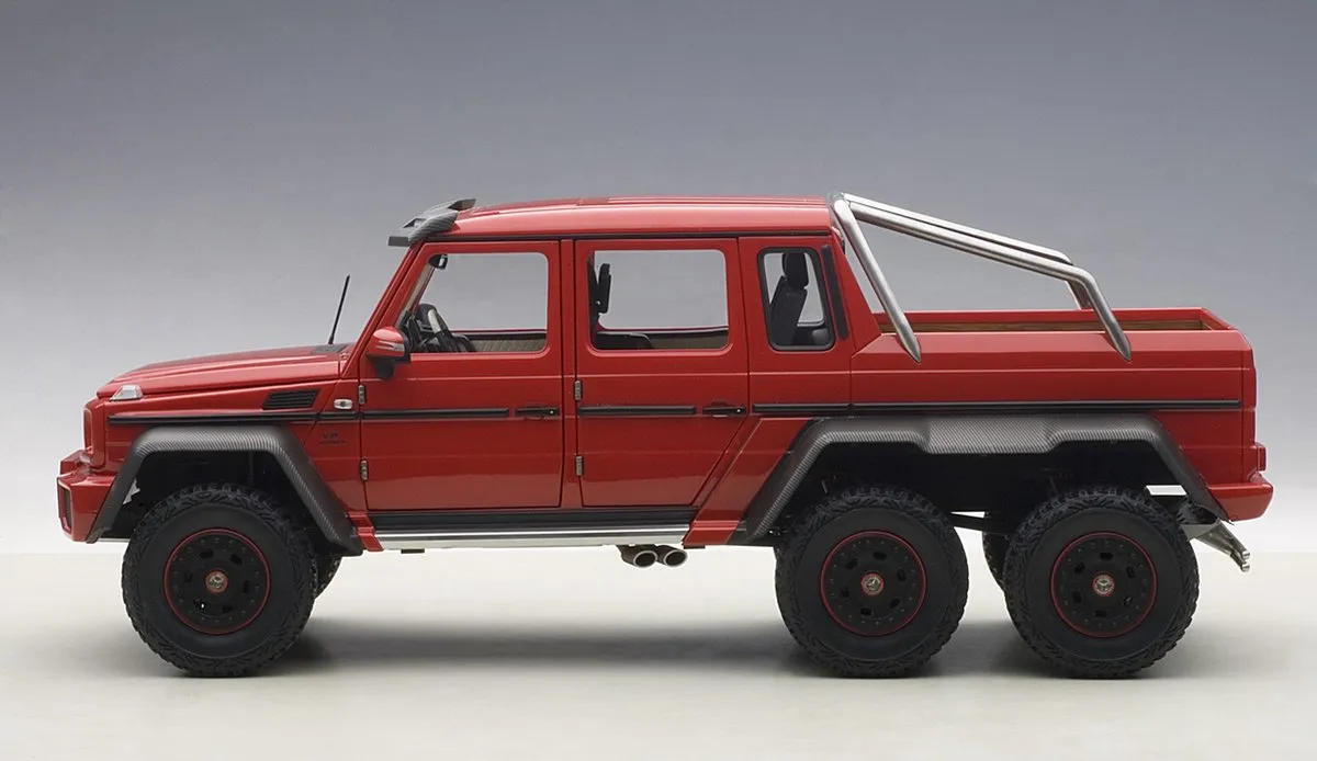 Mercedes-Benz G63 AMG 6x6 1:18 Modelauto - Grijs