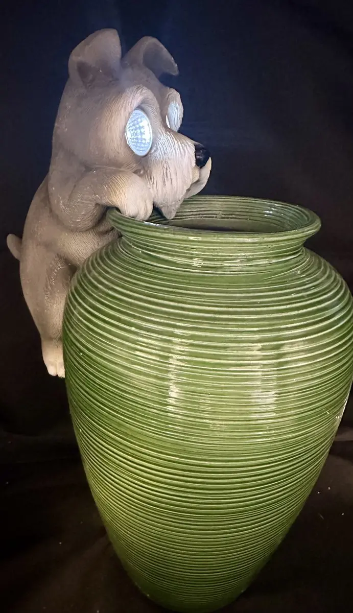 Polyresin solarlamp pothanger "hond"