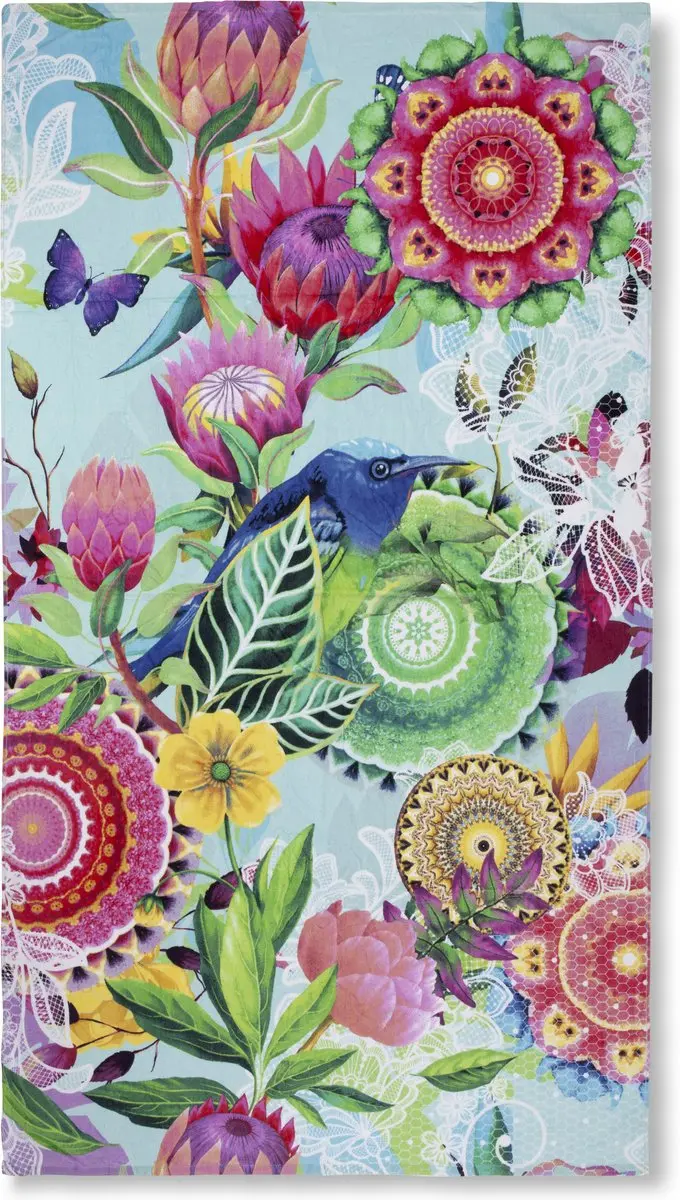 HIP Strandlaken "mandala's, bloemen en een vogel"