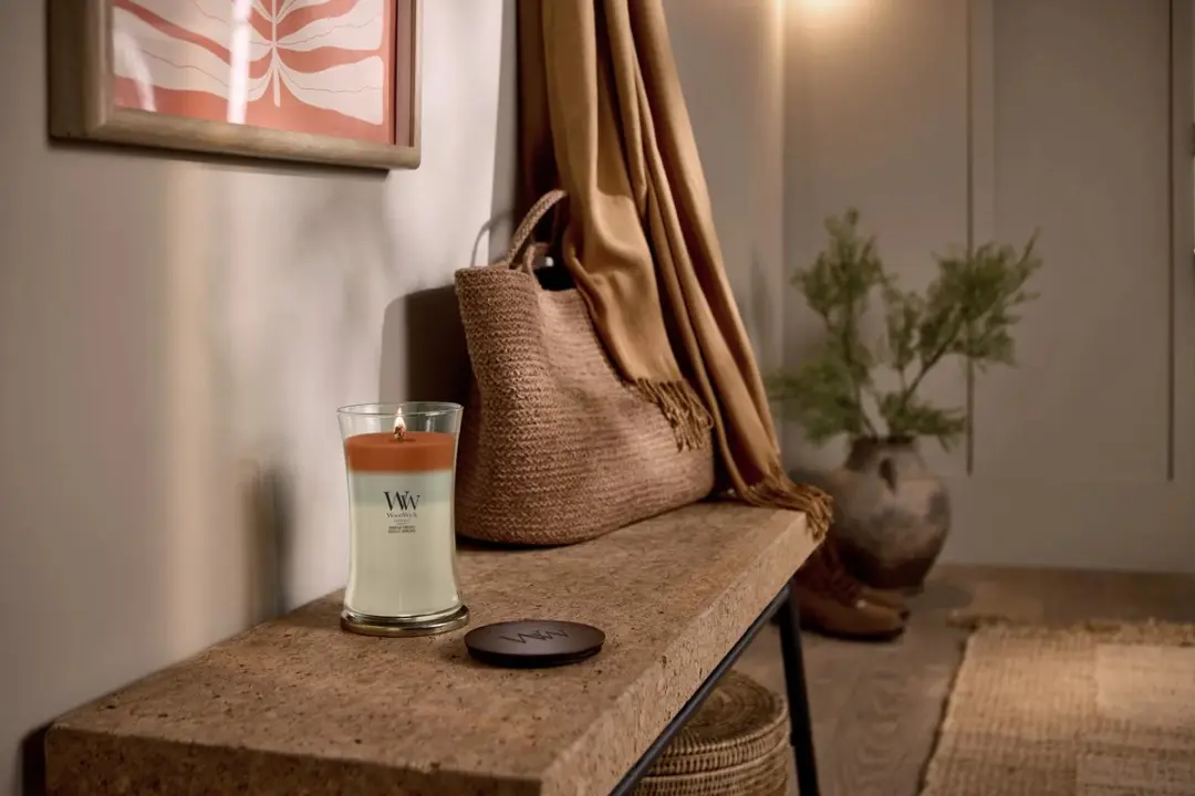 WoodWick Hourglass Trilogy Vanilla Embers Geurkaars - 60 Branduren - afbeelding 2 van 5