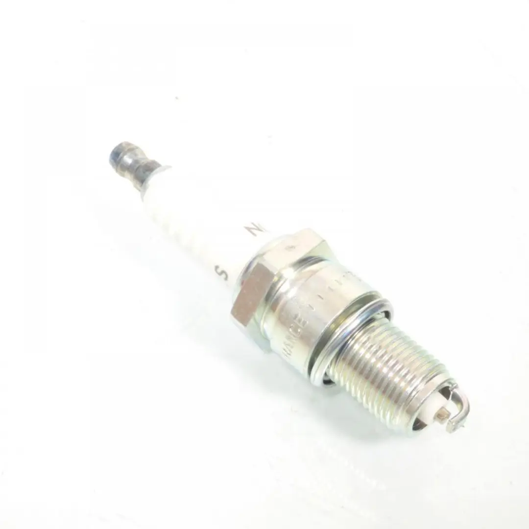 Bougie d'allumage NGK pour Moto Moto Guzzi 1100 Sport 1994 à 1995 Neuf