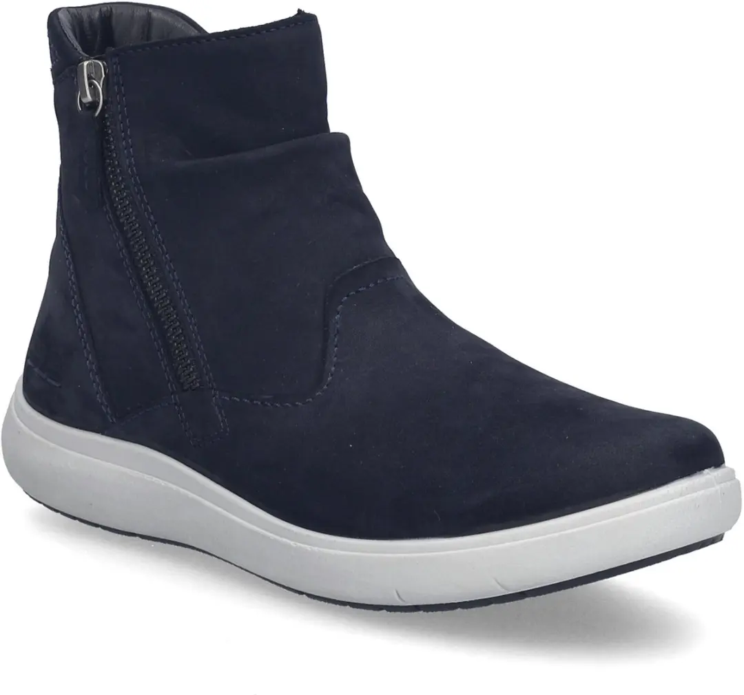 JOSEF SEIBEL Megan 12