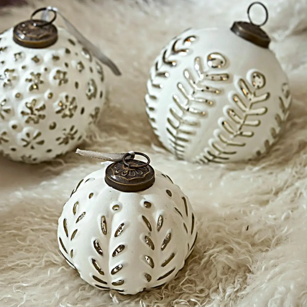 Loberon Kerstversiering Consac 4 Stuks - Ø10,5cm - Wit/Zilverkleurig - afbeelding 2 van 5