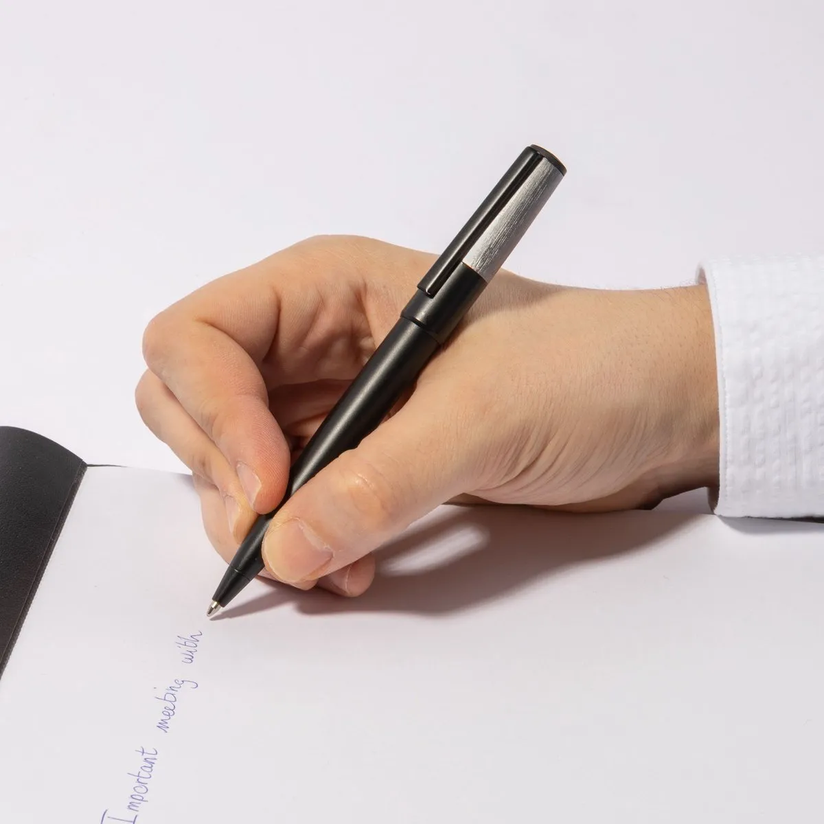 Hugo Boss Pen Gear Minimal - Black & Navy