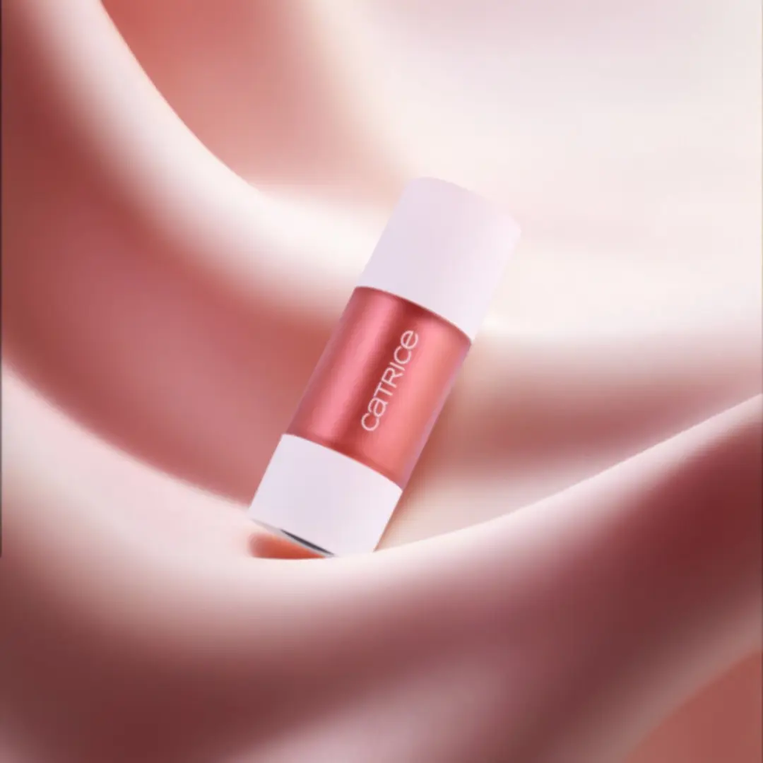 Catrice Liquid Shimmer Blush C01 7,8ml - afbeelding 3 van 5