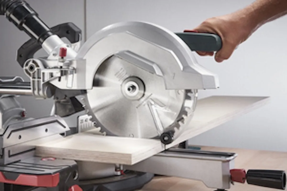 Wolfcraft Kap- en Verstekzaagblad HM 6553000 - 254mm - 24 Tanden