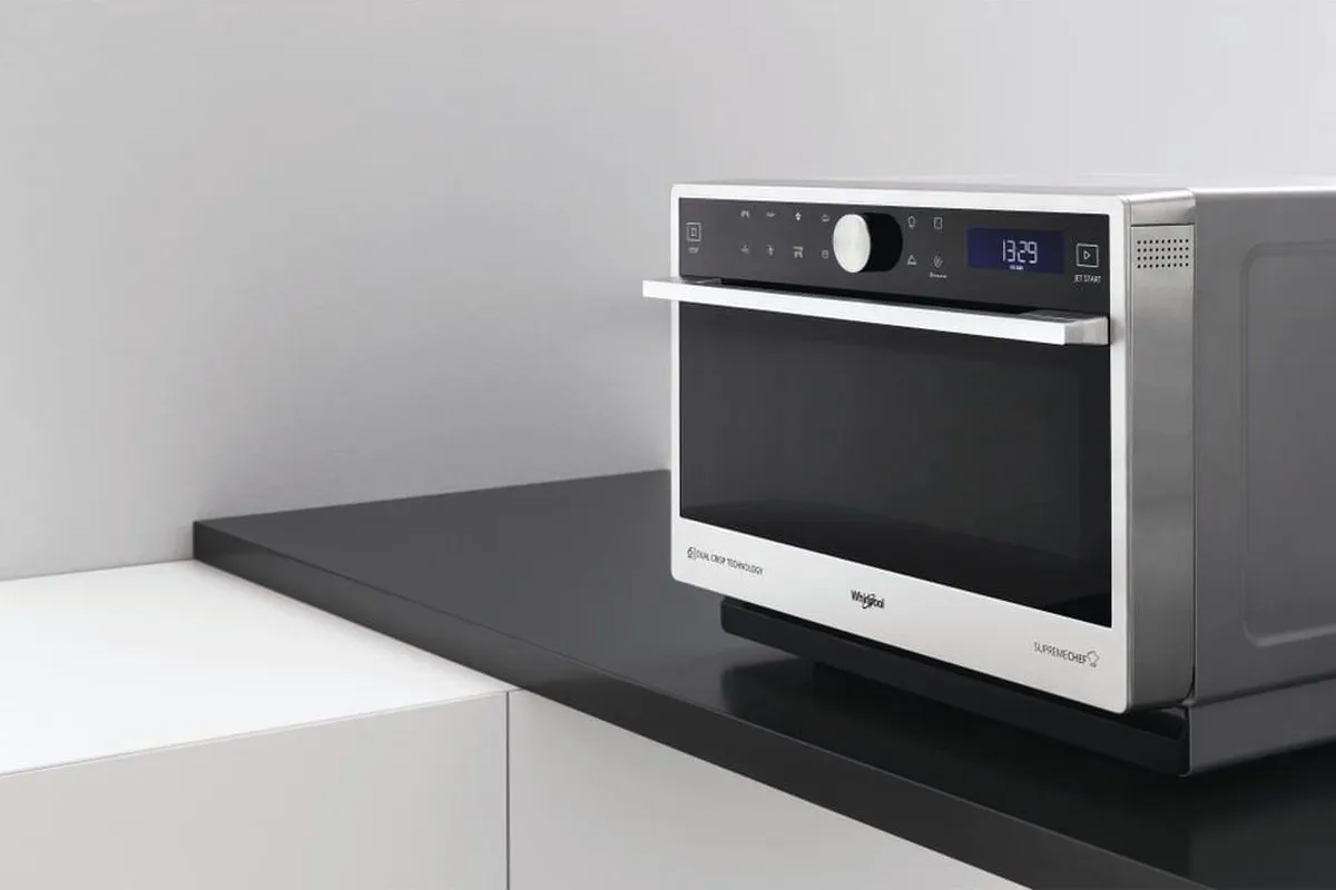 Whirlpool Supreme Chef MWSC 9133 SX Combimagnetron 33L - 1000W - Zwart/Roestvrijstaal
