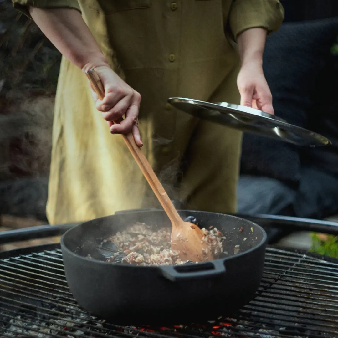 Fiskars Norden Braadpan 6.5L - 30cm - Zwart - afbeelding 5 van 6