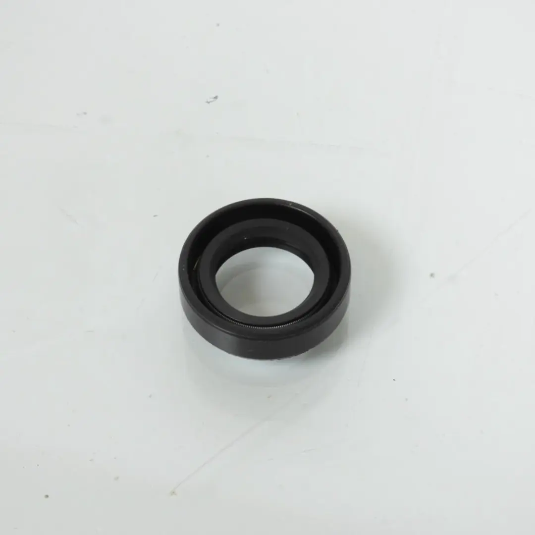 Joint spi moteur origine pour Mobylette Peugeot 50 Fox 1994 à 1998 711824 Neuf