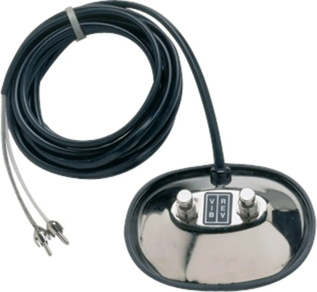 Fender 2-knops FS RCA Voetschakelaar